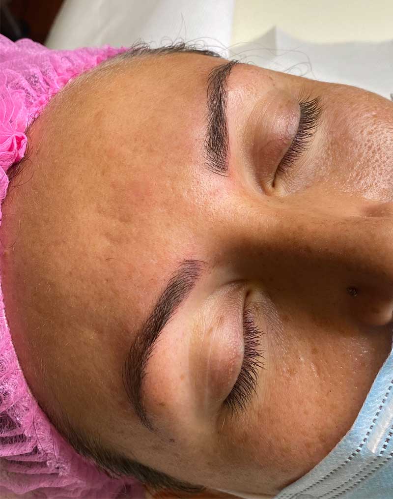 Microblading à Angers Laura Balyoz