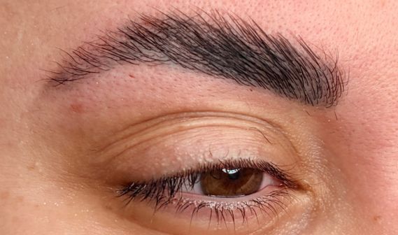esthéticienne sourcil brow lift angers